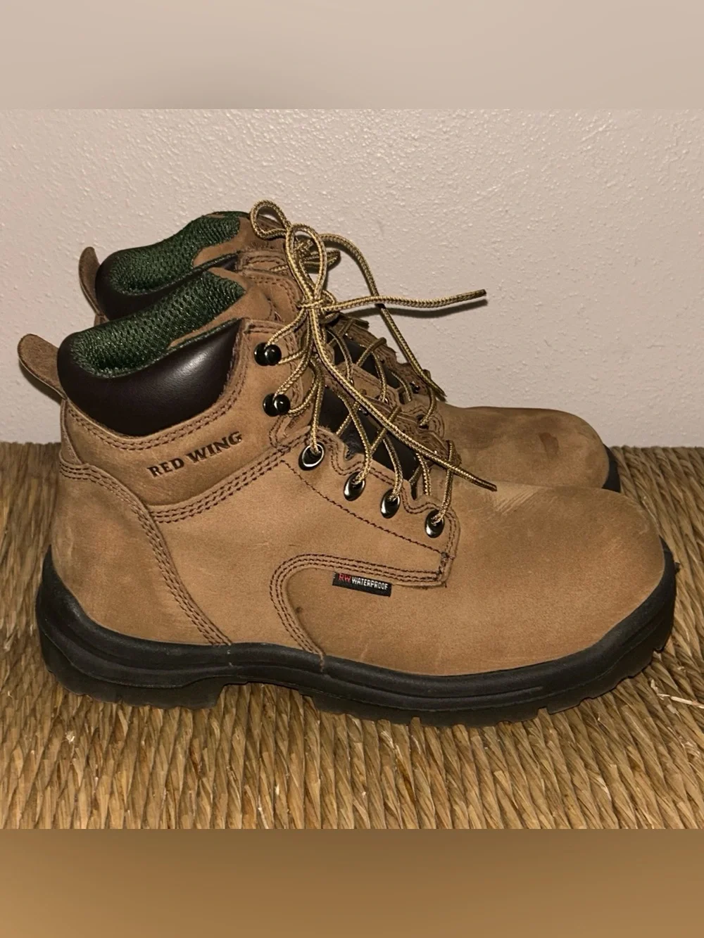 Red Wing RW Waterproof Men’s 6” Work Boots Tan Nubuck Leather Lace Up Workwear